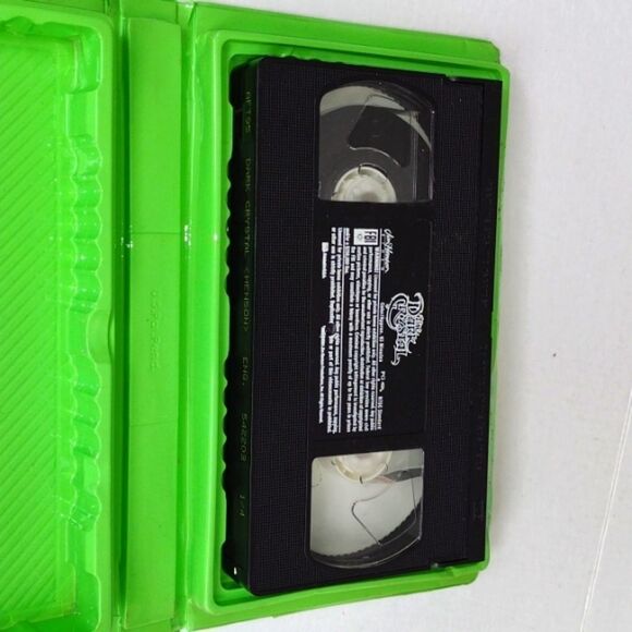 The Dark‎ Crystal 1994 2nd Release Collectible Vintage VHS Clamshell - Picture 5 of 8